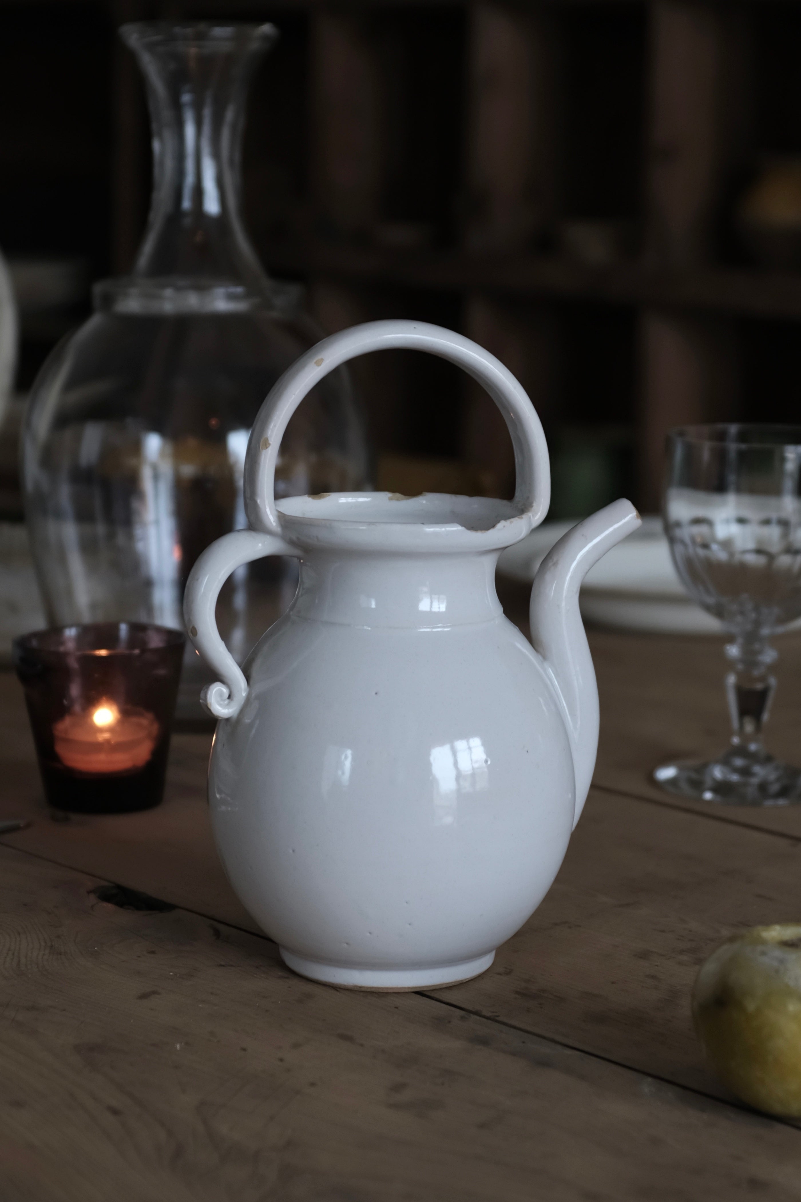 French Antique Provence Pitcher "Gargoulette" / フランス アンティーク 白錫釉 水差し ピシェ 23564, French Antique Faience Pitcher,- ambiant