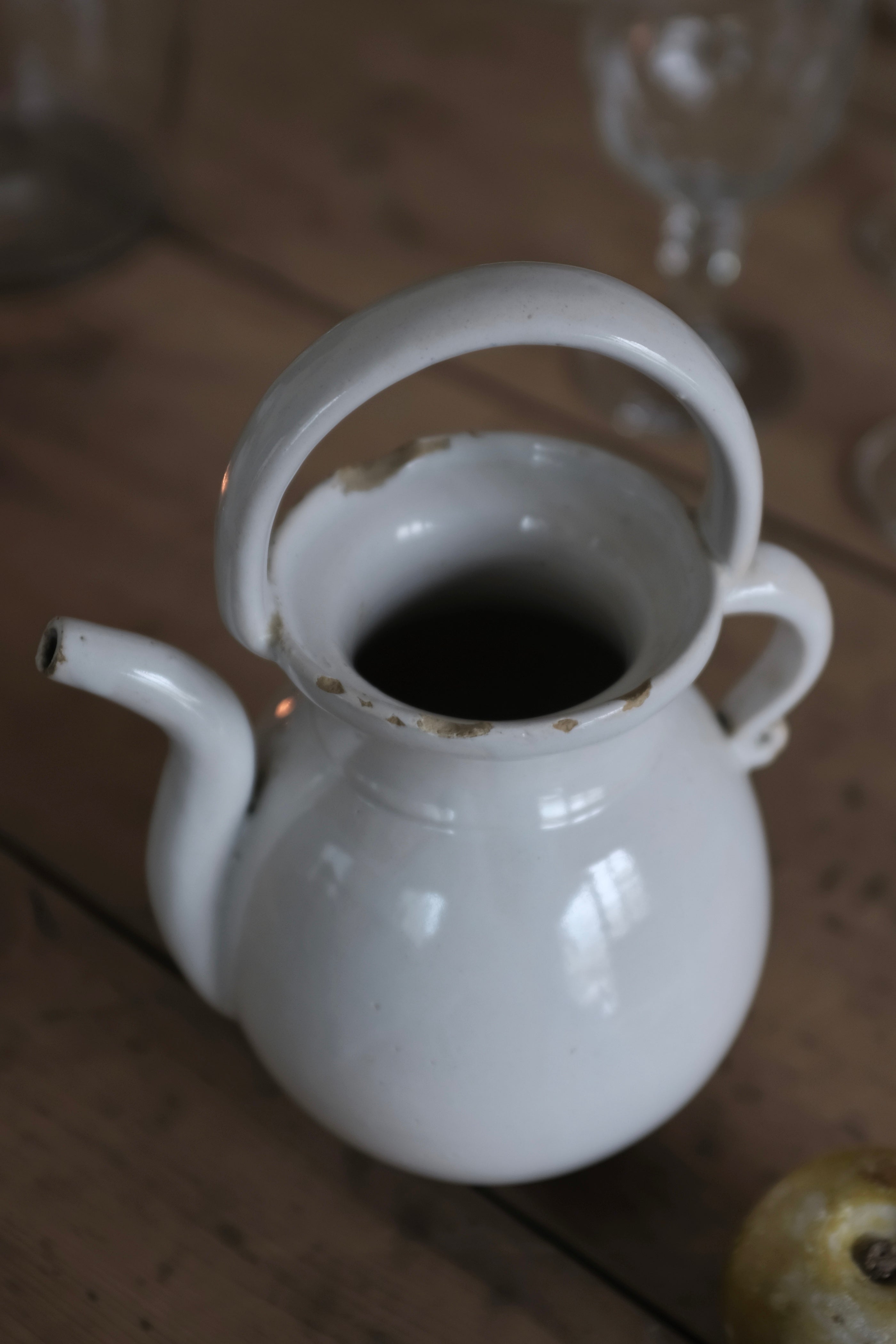 French Antique Provence Pitcher "Gargoulette" / フランス アンティーク 白錫釉 水差し ピシェ 23564, French Antique Faience Pitcher,- ambiant