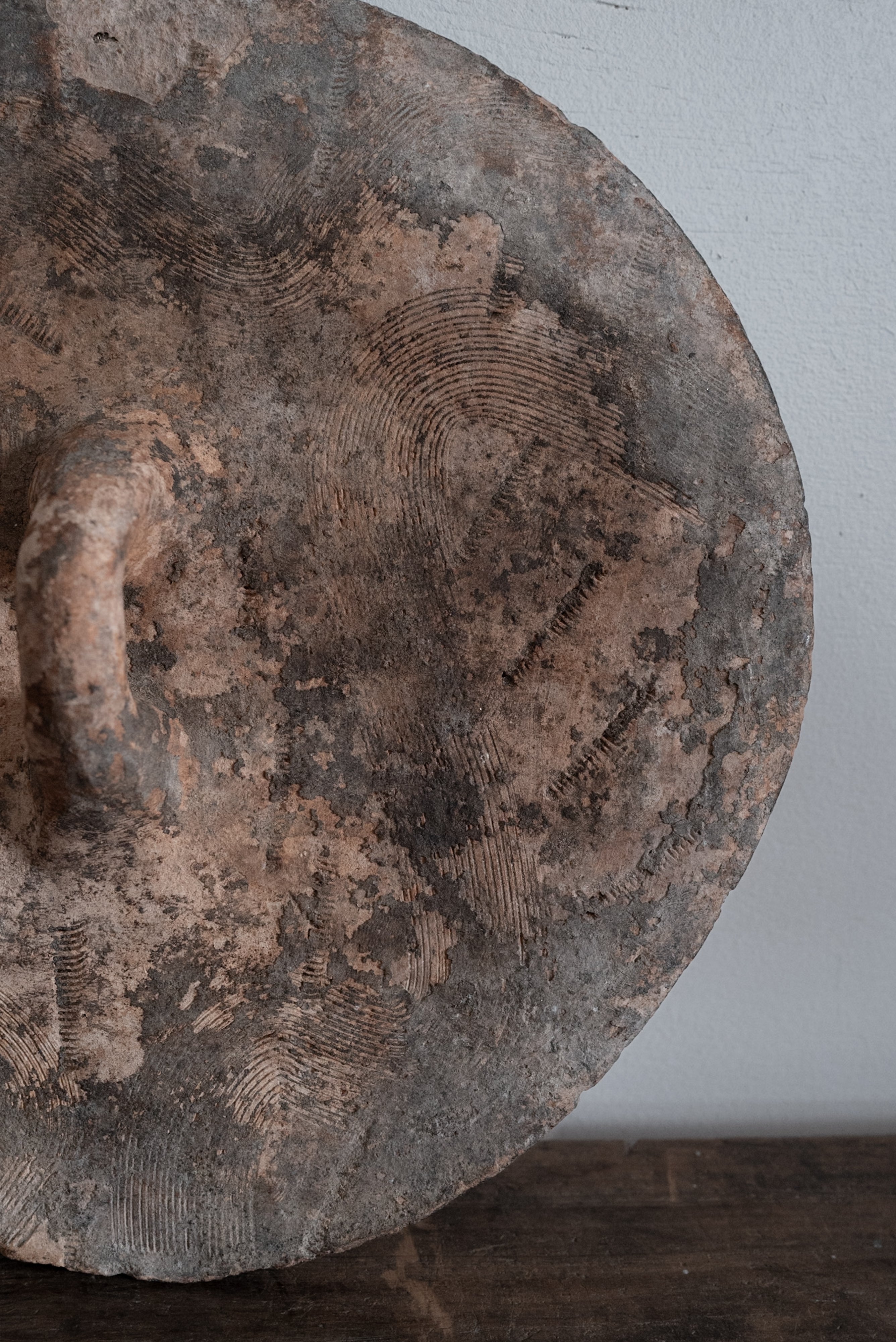 17th-18th Century Italian Terracotta Pottery Lid AN-24053