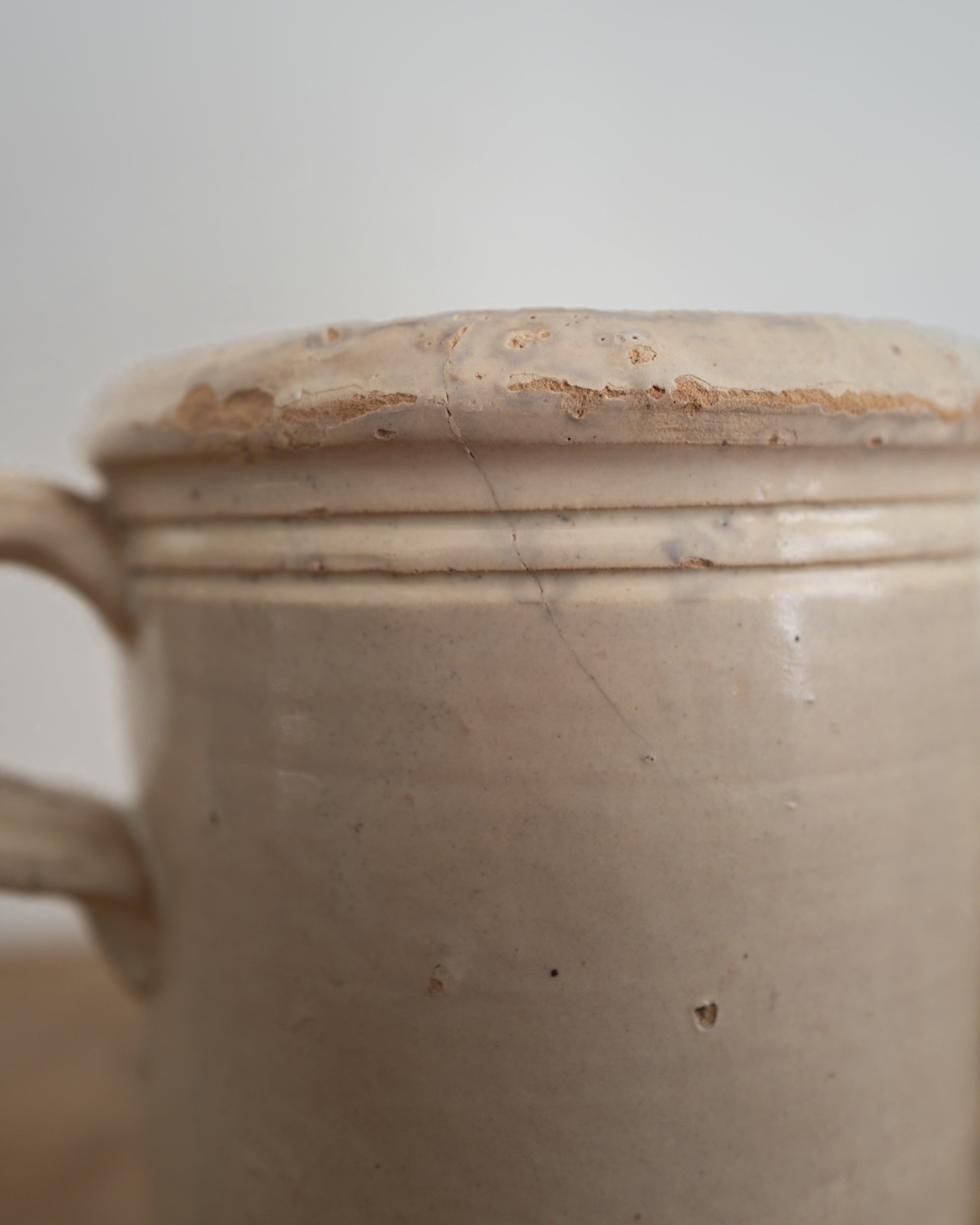 19th Century Italian Puglia Grottaglie Pot AN-25074
