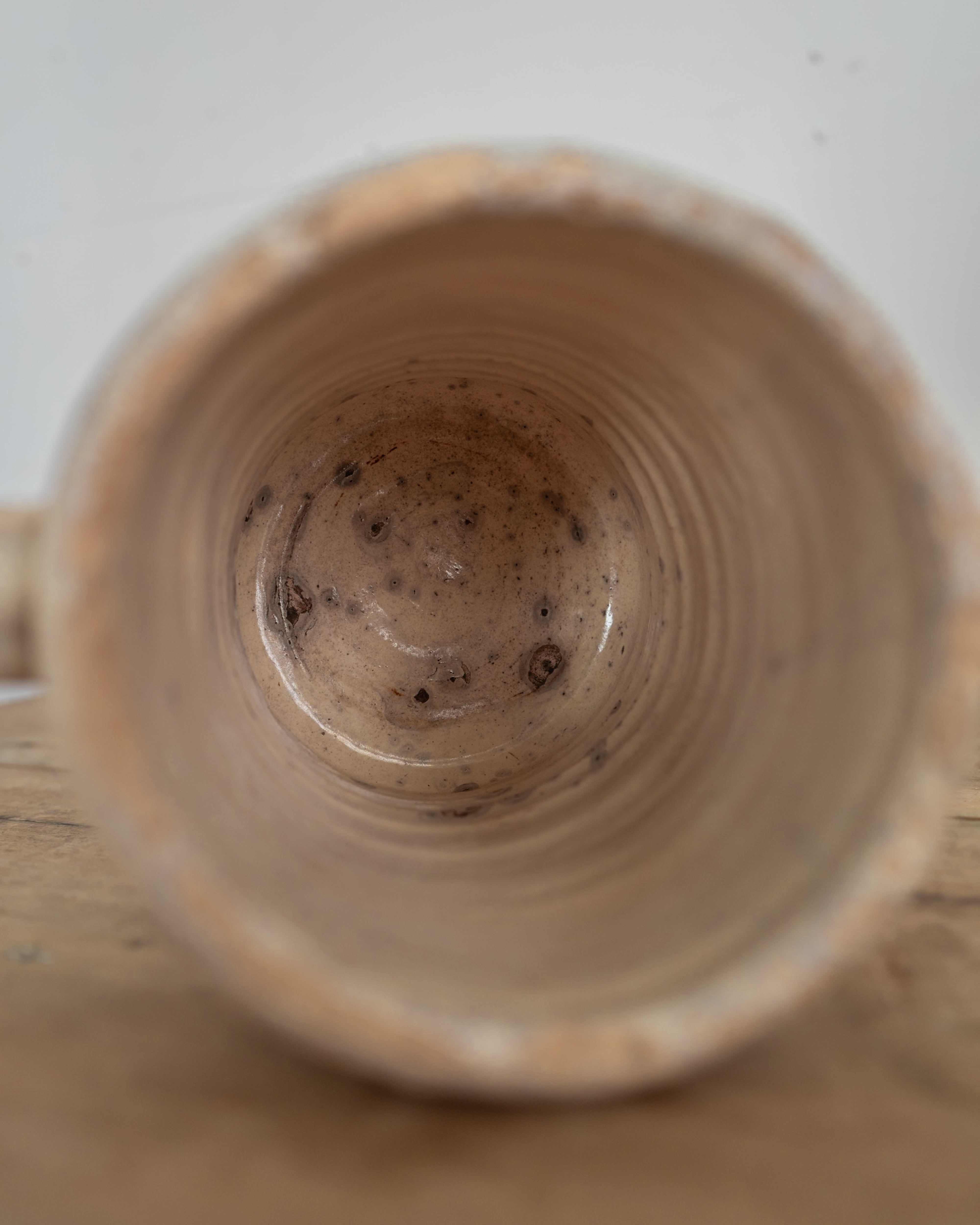 19th Century Italian Puglia Grottaglie Pot AN-25074