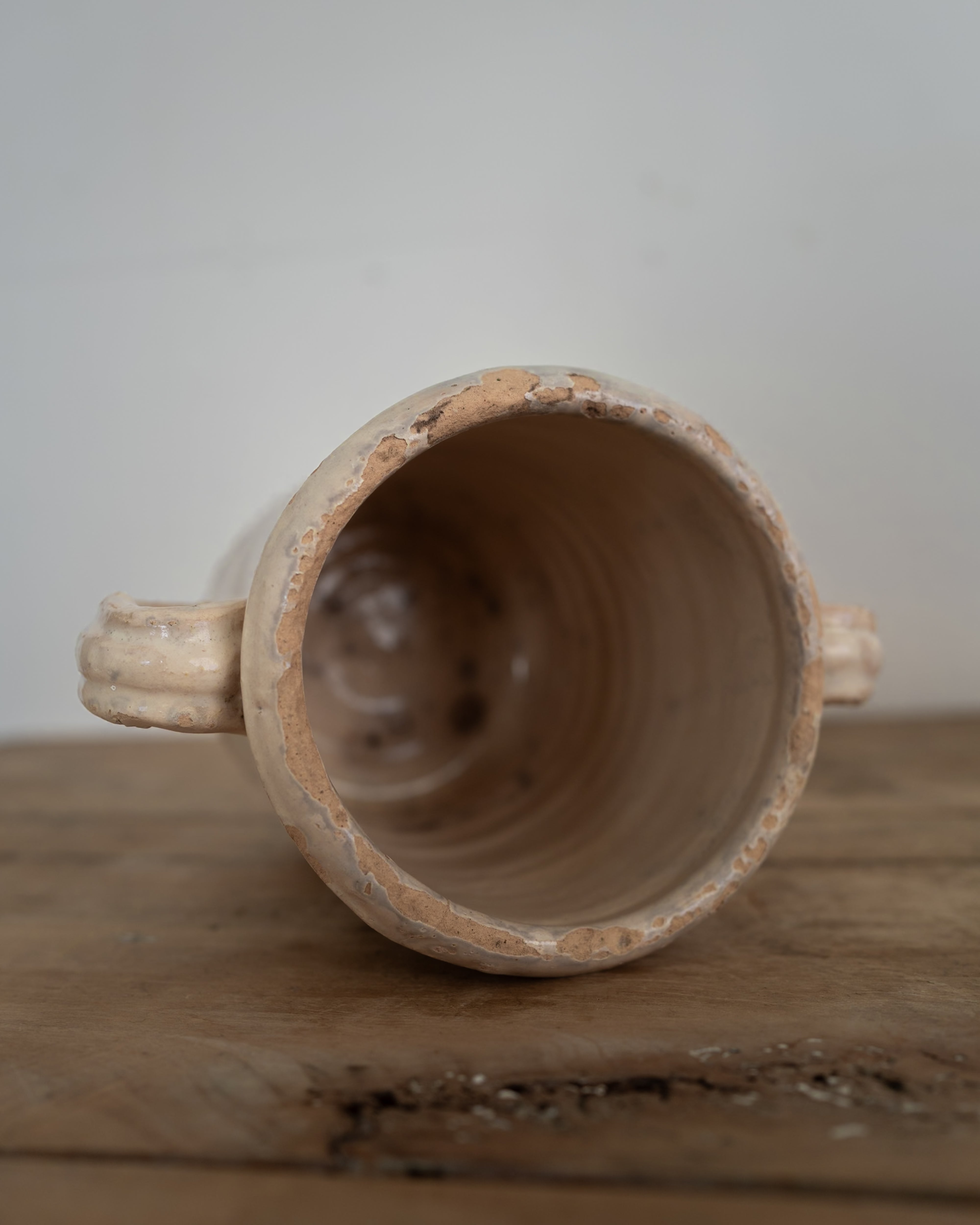 19th Century Italian Puglia Grottaglie Pot AN-25074
