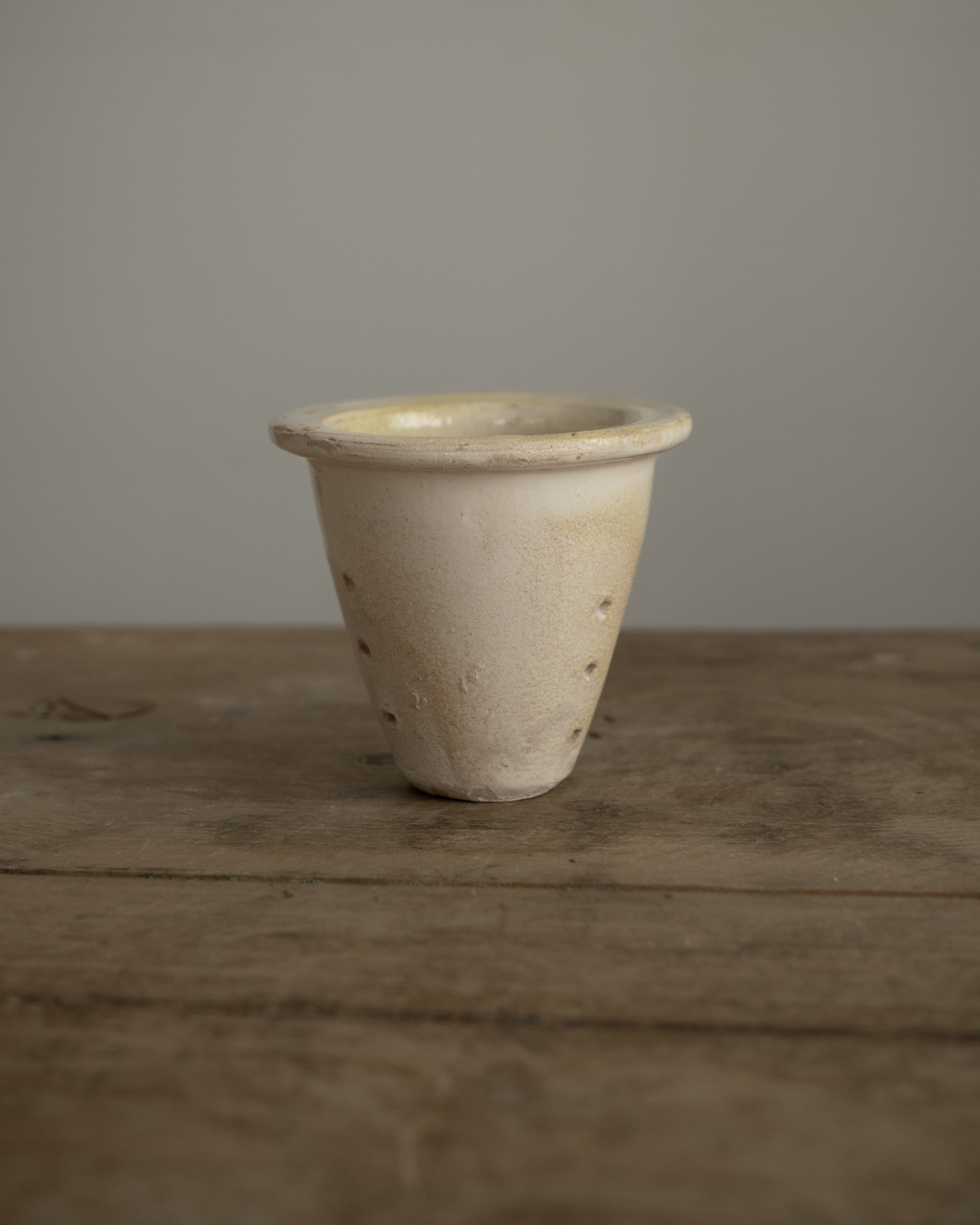 Southern Italy, Puglia, Grottaglie, Ricotta Cheese Drainer AN-24073