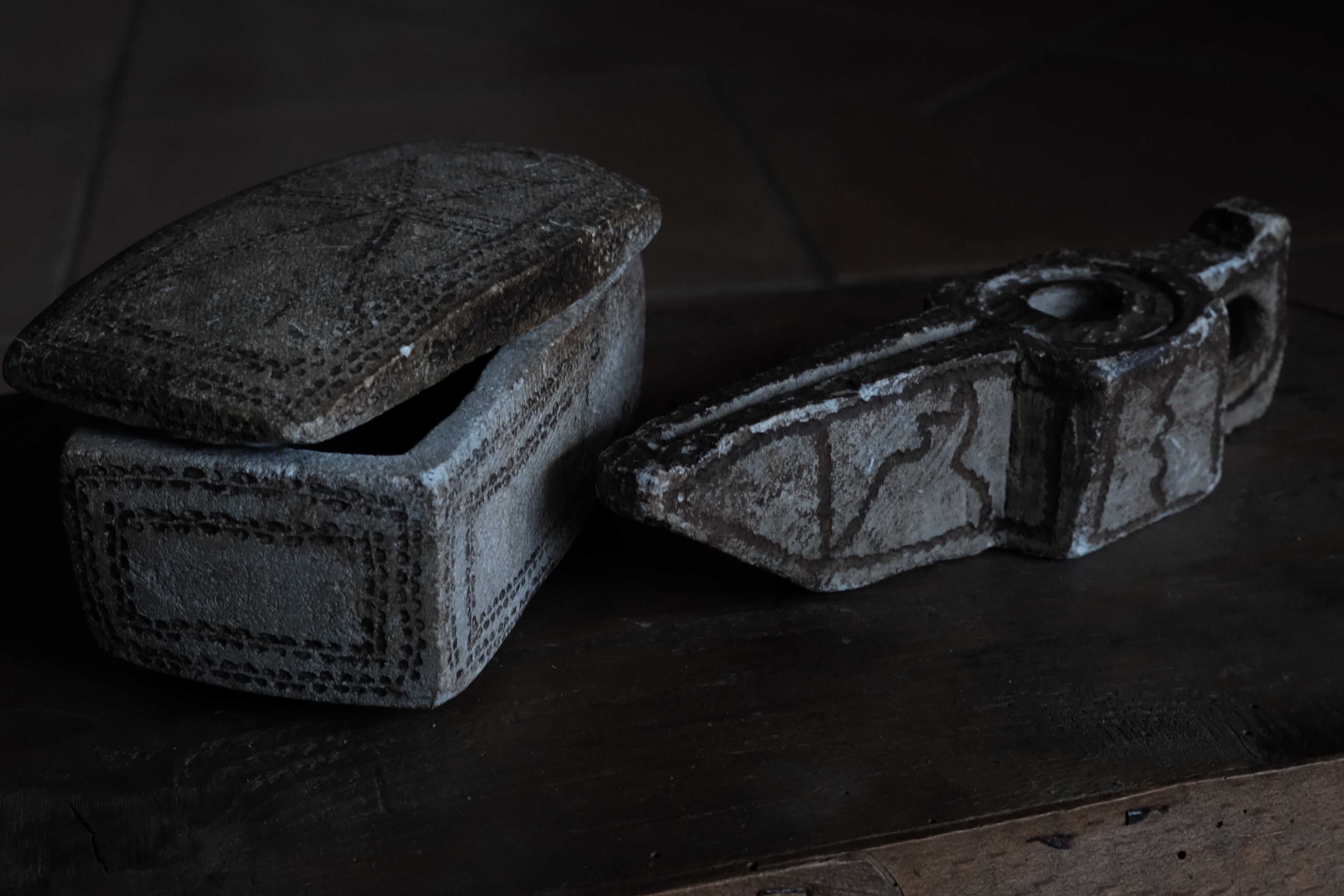 Stone Objects, ,- ambiant