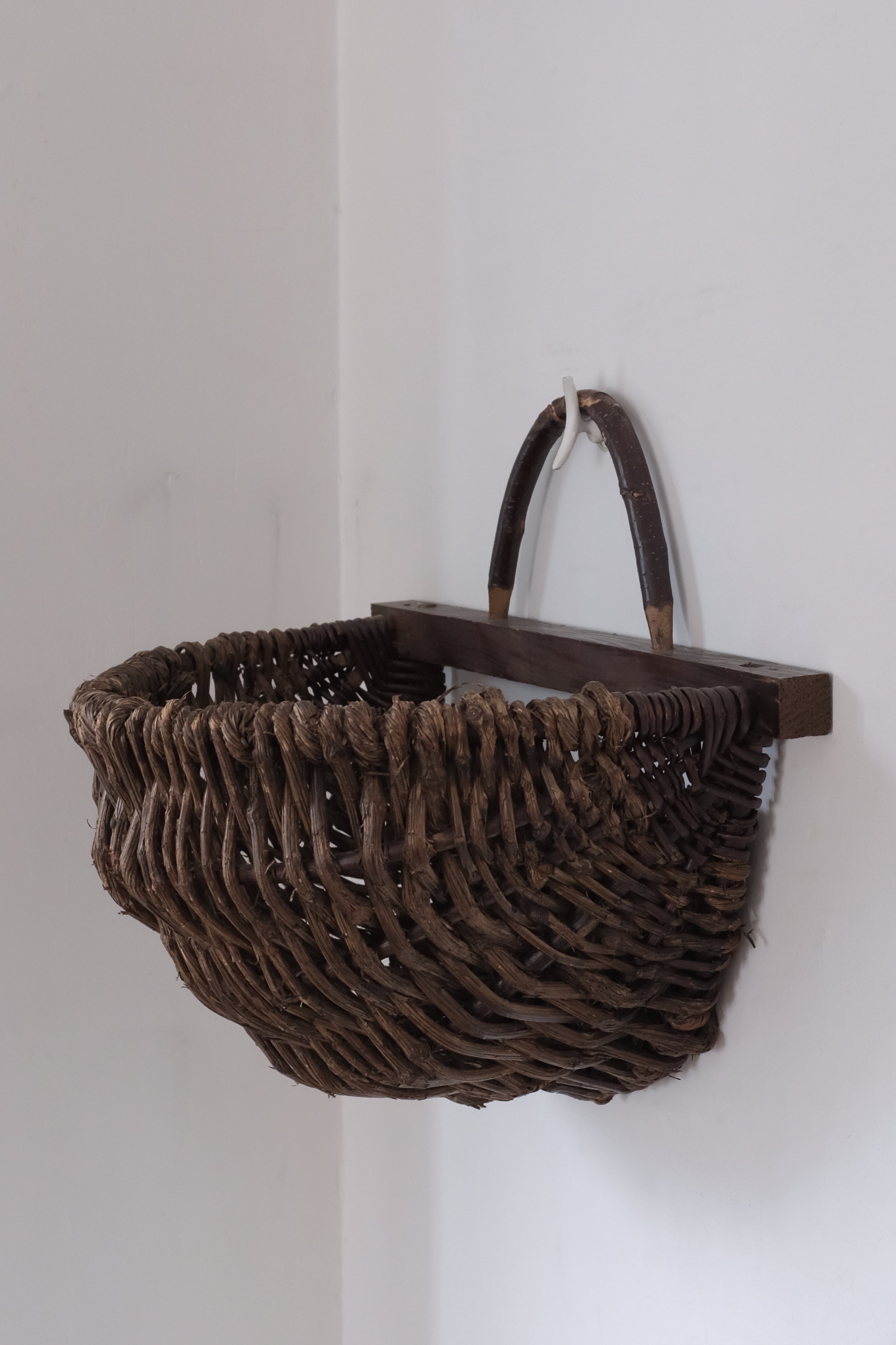  French Wall Hanging Basket  "Panier" / フランス アンティーク 壁掛け パニエ, French Wall Hanging Basket "Panier",- ambiant